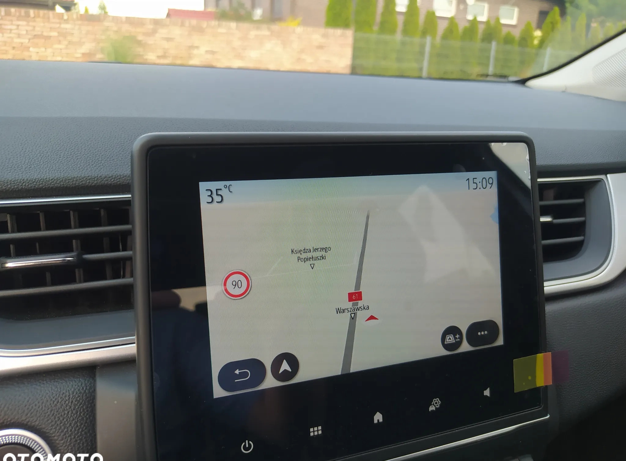 Renault Captur cena 108500 przebieg: 16058, rok produkcji 2022 z Białobrzegi małe 137
